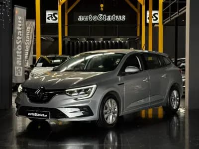 Vendo Renault Mégane Sport Tourer 2022 - 16990 EUR, 132900 km - AUTO.MOTO.pt