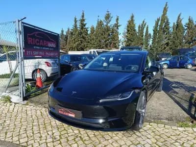 Vendo Tesla Model 3 2024 - 34000 EUR, 59000 km - AUTO.MOTO.pt