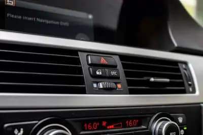 Sell BMW 318 2009 - 8990 EUR, 251602 km - AUTO.MOTO.pt