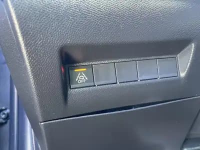 Sell Peugeot 208 2020 - 17500 EUR, 29713 km - AUTO.MOTO.pt