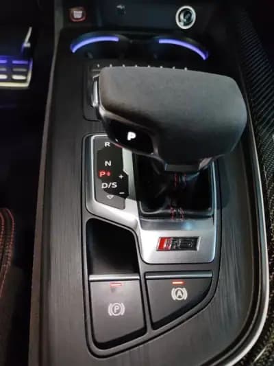 Vendo Audi RS5 2018 - 56000 EUR, 142000 km - AUTO.MOTO.pt