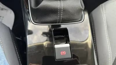 Vendo Opel Mokka 2023 - 19490 EUR, 21000 km - AUTO.MOTO.pt