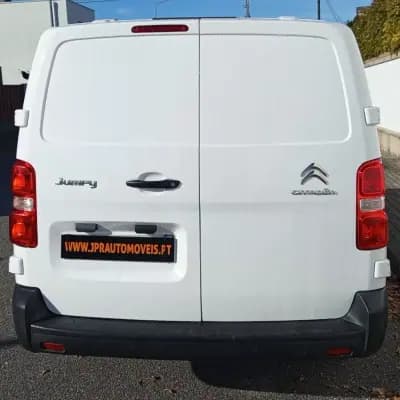 Vendo Citroën Jumpy 2020 - 14990 EUR, 143000 km - AUTO.MOTO.pt