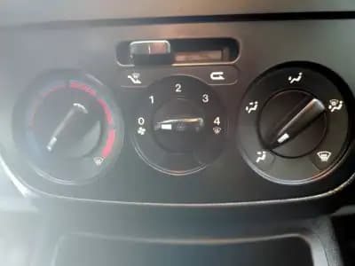 Vendo Fiat FIORINO 1.3 MULTIJET 2018 - 7980 EUR, 174000 km - AUTO.MOTO.pt