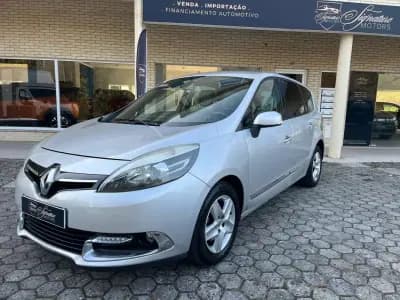 Sell Renault Grand Scénic 2015 - 9900 EUR, 291000 km - AUTO.MOTO.pt