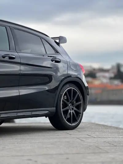 Sell Mercedes-Benz GLA 45 AMG 2015 - 34900 EUR, 125000 km - AUTO.MOTO.pt