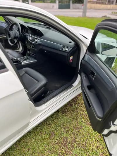 Sell Mercedes-Benz E 200 2010 - 12900 EUR, 484905 km - AUTO.MOTO.pt