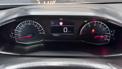 Sell Peugeot 2008 2022 - 16750 EUR, 71000 km - AUTO.MOTO.pt