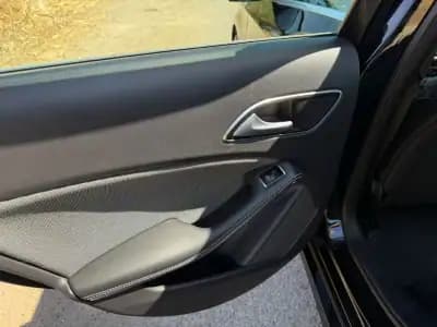 Sell Mercedes-Benz A 180 2017 - 16500 EUR, 182000 km - AUTO.MOTO.pt