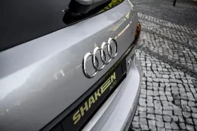 Sell Audi A6 Avant 2020 - 39750 EUR, 89963 km - AUTO.MOTO.pt