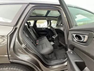 Vendo Volvo XC 60 2020 - 32750 EUR, 141000 km - AUTO.MOTO.pt