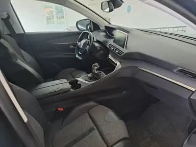 Sell Peugeot 5008 2017 - 12950 EUR, 234201 km - AUTO.MOTO.pt