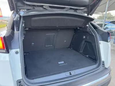 Vendo Peugeot 3008 2016 - 18990 EUR, 149800 km - AUTO.MOTO.pt