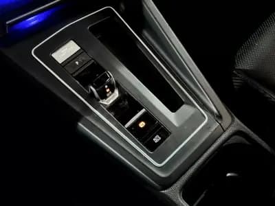 Vendo Volkswagen Golf 2023 - 45900 EUR, 53836 km - AUTO.MOTO.pt