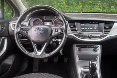 Sell Opel Astra Sports Tourer 2017 - 11500 EUR, 164500 km - AUTO.MOTO.pt