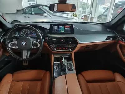 Sell BMW 520 2017 - 27250 EUR, 149150 km - AUTO.MOTO.pt
