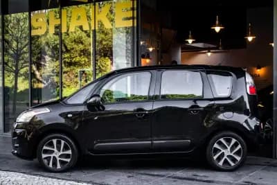 Sell Citroën C3 Picasso 2017 - 7750 EUR, 86402 km - AUTO.MOTO.pt