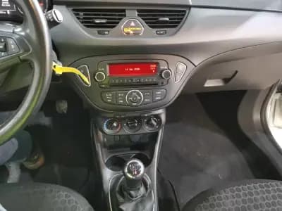 Sell Opel Corsa 2018 - 11900 EUR, 125200 km - AUTO.MOTO.pt