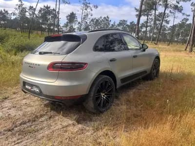Vendo Porsche Macan 2016 - 42900 EUR, 145000 km - AUTO.MOTO.pt