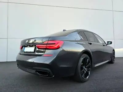 Vendo BMW 740 2017 - 35900 EUR, 125000 km - AUTO.MOTO.pt