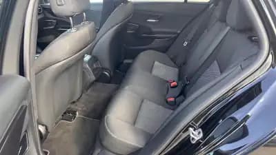 Vendo Mercedes-Benz C 200 2023 - 37990 EUR, 32000 km - AUTO.MOTO.pt