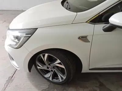 Sell Renault Clio 2020 - 16800 EUR, 101469 km - AUTO.MOTO.pt