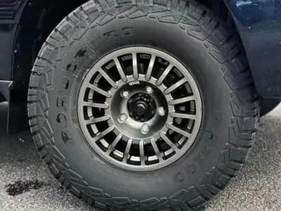 Vendo Toyota Land Cruiser 2000 - 41500 EUR, 291895 km - AUTO.MOTO.pt