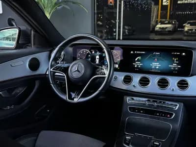 Vendo Mercedes-Benz E 300 2023 - 44990 EUR, 56100 km - AUTO.MOTO.pt