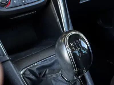 Vendo Opel Zafira 2017 - 14990 EUR, 131900 km - AUTO.MOTO.pt