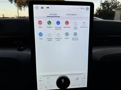 Vendo Ford Mustang Mach-E 2021 - 28990 EUR, 118000 km - AUTO.MOTO.pt