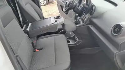 Vendo Mercedes-Benz Benz Citan Furgão 110 CDI/27 2025 - 24900 EUR, 20602 km - AUTO.MOTO.pt