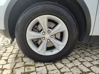 Vendo Land Rover Discovery Sport 2015 - 17490 EUR, 146000 km - AUTO.MOTO.pt