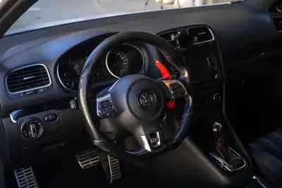 Sell Volkswagen Golf 2010 - 15990 EUR, 190000 km - AUTO.MOTO.pt