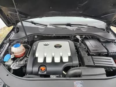 Vendo Volkswagen Passat 2006 - 8350 EUR, 138534 km - AUTO.MOTO.pt