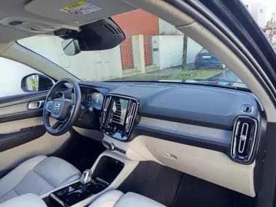 Sell Volvo XC 40 2022 - 28990 EUR, 100300 km - AUTO.MOTO.pt