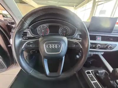 Vendo Audi A4 Avant 2016 - 16250 EUR, 212000 km - AUTO.MOTO.pt