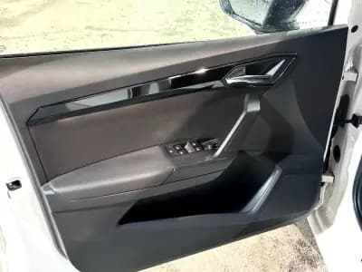 Vendo SEAT Ibiza 2017 - 13900 EUR, 89900 km - AUTO.MOTO.pt