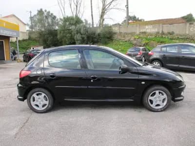 Sell Peugeot 206 2004 - 3900 EUR, 168000 km - AUTO.MOTO.pt