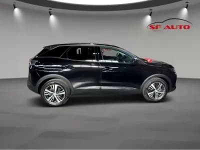 Vendo Peugeot 3008 2022 - 25490 EUR, 93958 km - AUTO.MOTO.pt