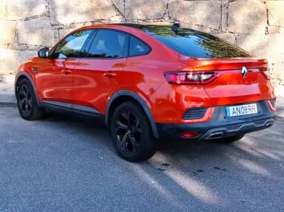 Vendo Renault Arkana 2022 - 24900 EUR, 34000 km - AUTO.MOTO.pt