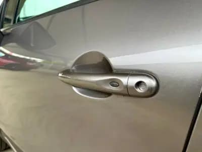 Vendo Renault Captur 2014 - 12990 EUR, 187722 km - AUTO.MOTO.pt