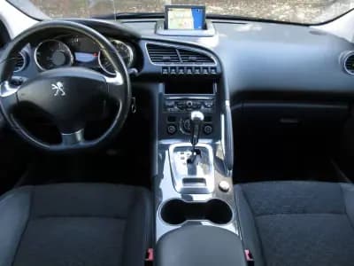 Sell Peugeot 3008 2016 - 13990 EUR, 143000 km - AUTO.MOTO.pt