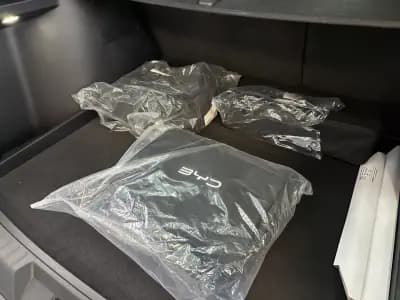 Vendo BYD Seal U 2025 - 44500 EUR, 800 km - AUTO.MOTO.pt