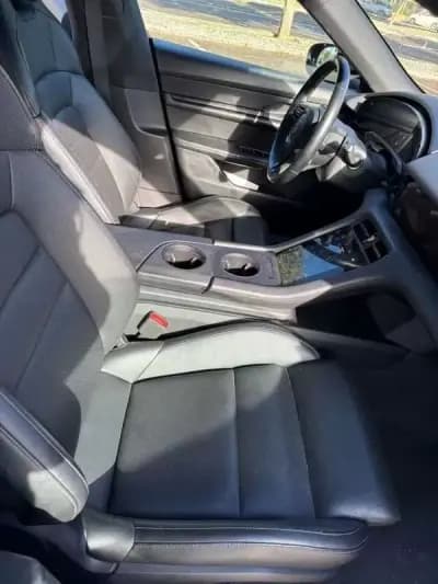 Sell Porsche Taycan 2021 - 58900 EUR, 119000 km - AUTO.MOTO.pt