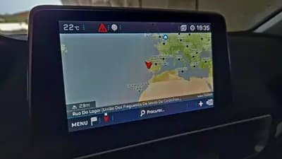 Vendo Peugeot 3008 2020 - 21500 EUR, 90000 km - AUTO.MOTO.pt