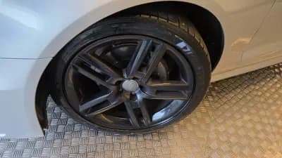 Sell Audi A6 Avant 2013 - 19900 EUR, 238360 km - AUTO.MOTO.pt