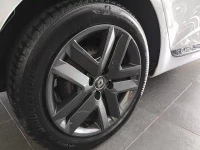 Sell Renault Clio 2021 - 14450 EUR, 159000 km - AUTO.MOTO.pt