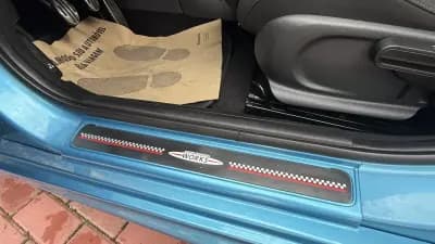 Vendo MINI Cooper 2018 - 19990 EUR, 102000 km - AUTO.MOTO.pt