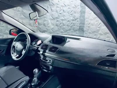 Sell Renault Mégane 2012 - 10990 EUR, 243460 km - AUTO.MOTO.pt