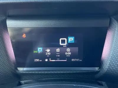 Vendo Citroën C4 2022 - 18450 EUR, 89000 km - AUTO.MOTO.pt